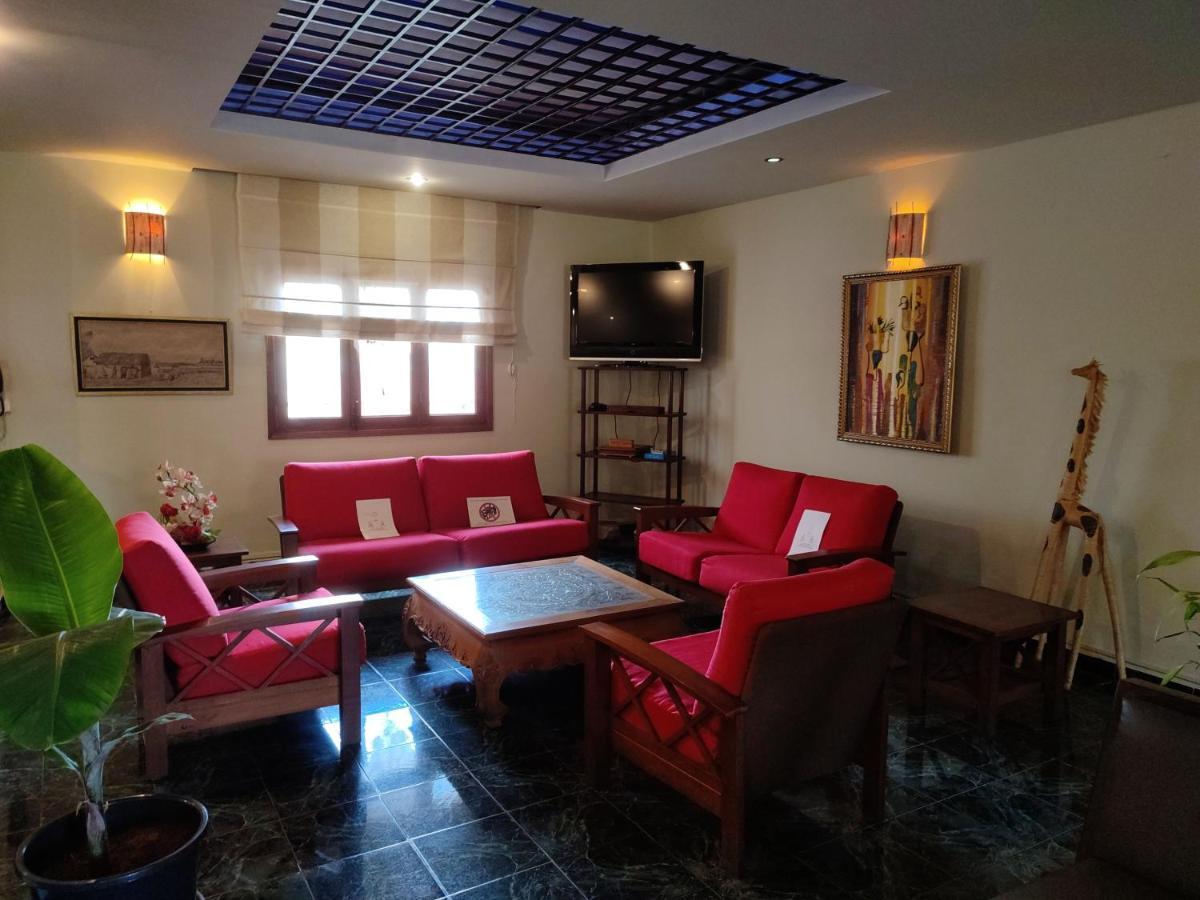 Hotel Ivato , Airport Antananarivo Exteriör bild